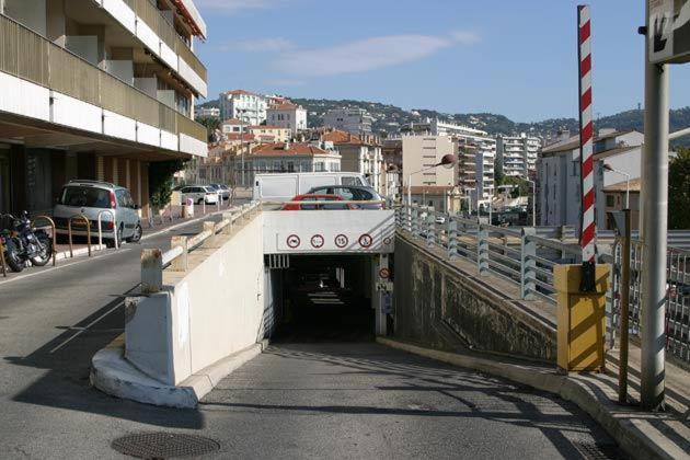 2 Pieces - Croisette Et Plages A 10 Mn A Pieds Cannes Exterior photo